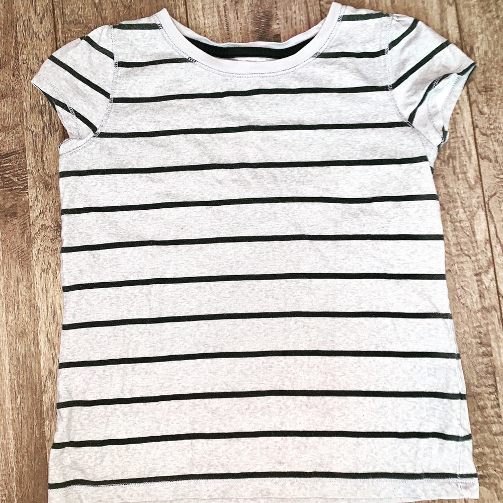 Gray striped shirt.